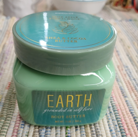 NWT!! ScentXScent Crisp Apple Sandalwood Scented Body Butter - Picture 1 of 5